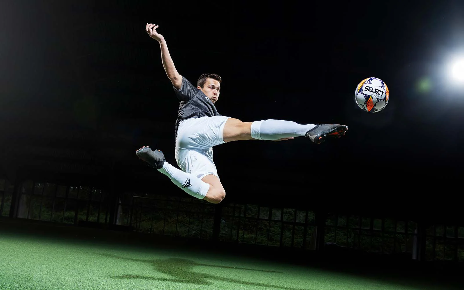 武切维奇的 武切维奇的